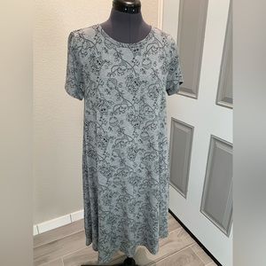 LulaRoe Carly hi-low dress, M